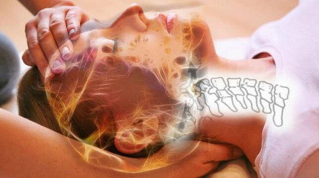 Cambiamenti degenerativi nelle sezioni vertebrali per l'osteocondosi cervicale